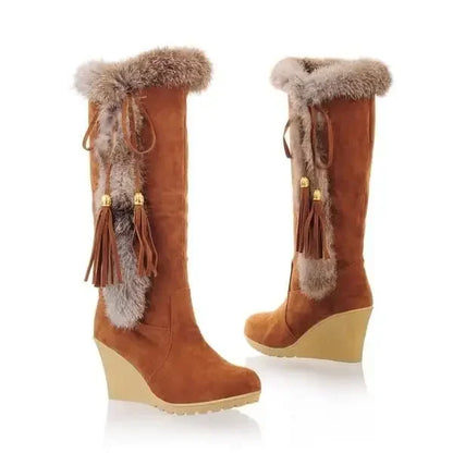 EM | Modische hohe Stiefel