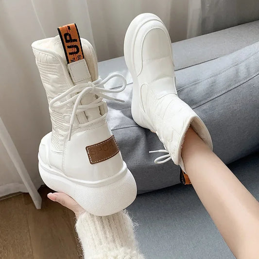 Stützende und stilvolle orthopädische Stiefel