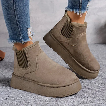 EM | Gemütliche Stiefelette