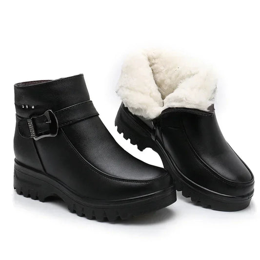 Stützende und trendige orthopädische Stiefel