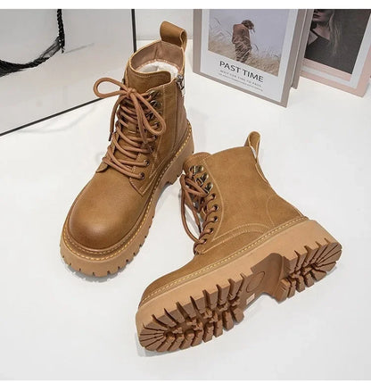 Stützende und stilvolle orthopädische Stiefel