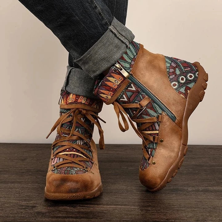 EM | Boho-Schnürstiefel