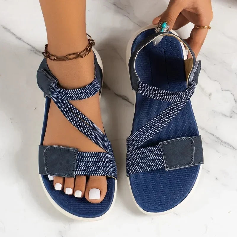 EM | Aktive Sandalen