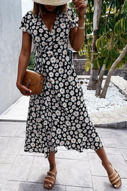 EM | Von dir geliebtes Daisy Blumen Midi Kleid