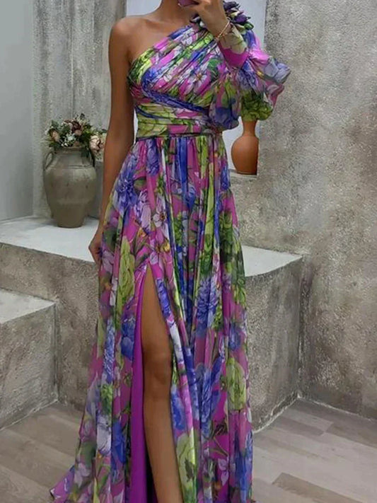 MW | Fließendes Maxikleid mit Blumendruck und einer Schulter in Flieder