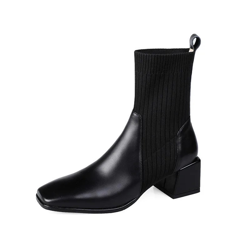 EM | Elegante Strickstiefeletten