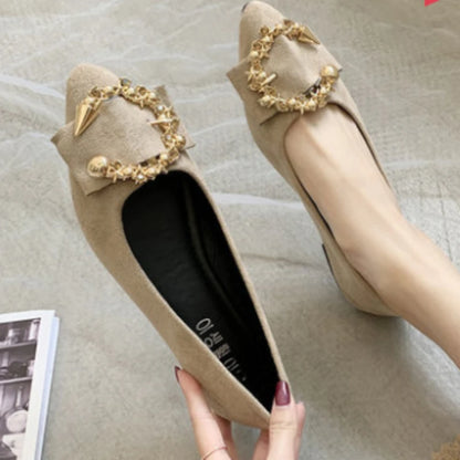 Bequeme und modische orthopädische Schuhe