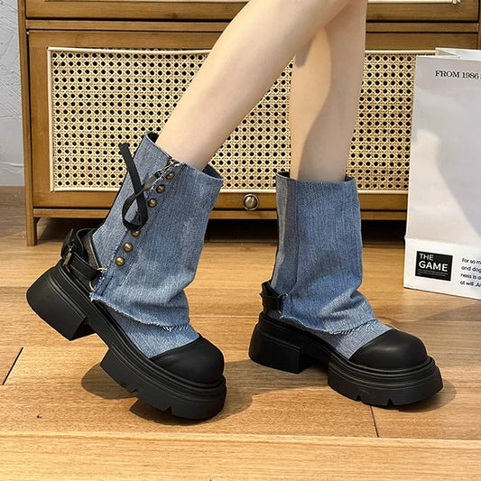Bequeme und modische orthopädische Stiefel