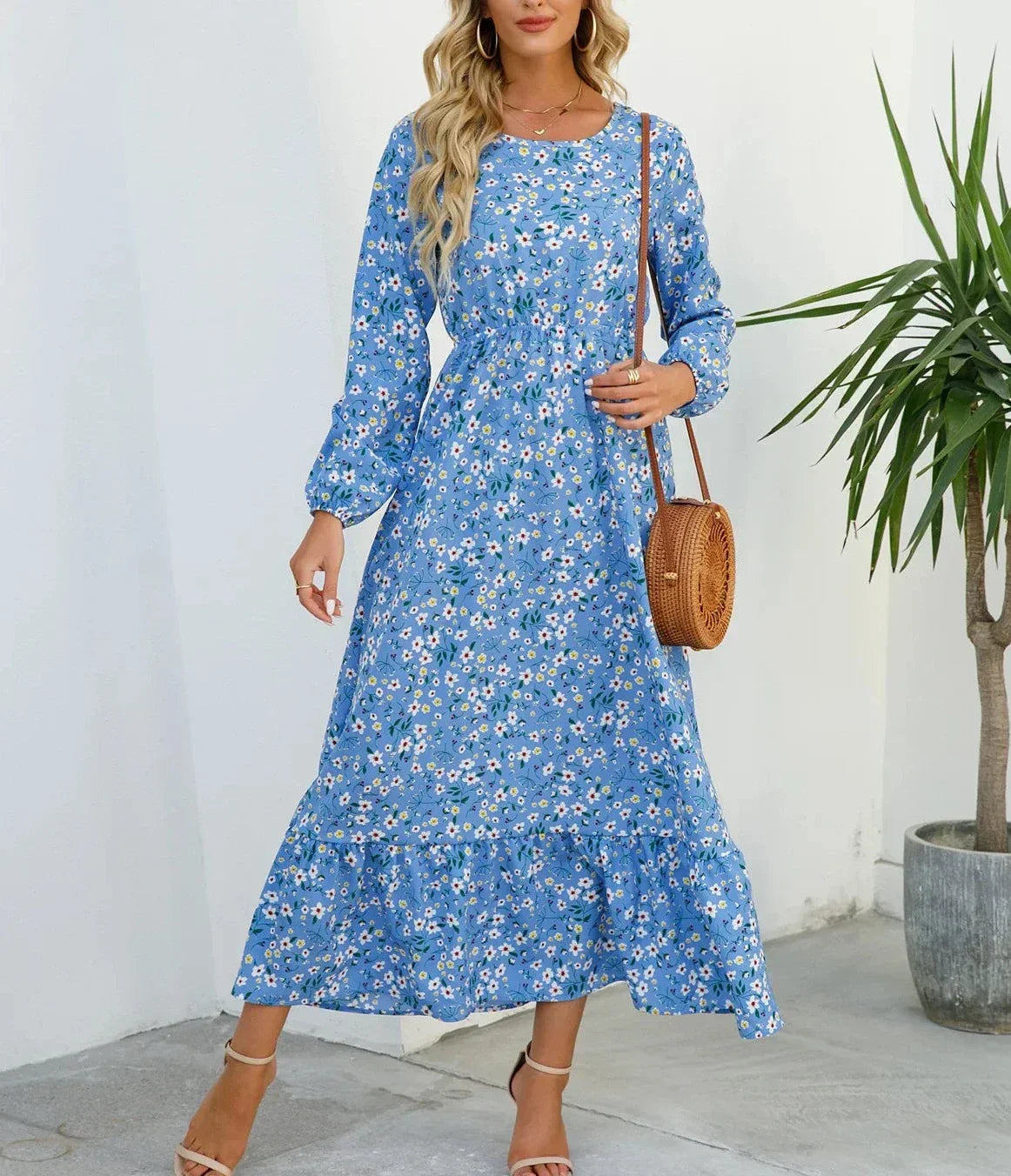 Agnes - Elegantes geblümtes Kleid mit schmeichelnder Taille
