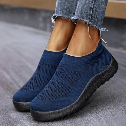 EM | Leichte Slip-On-Sneakers aus Strick
