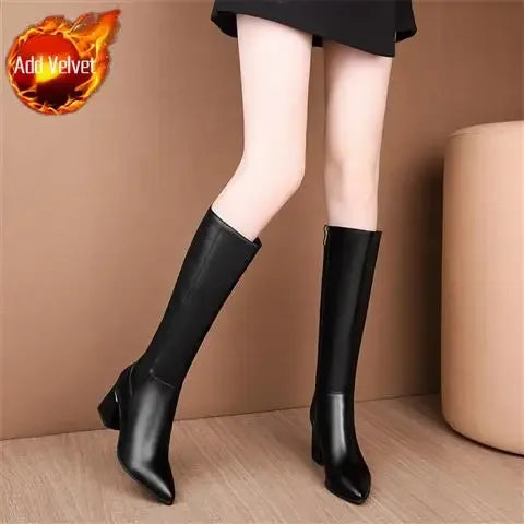 Stützende und stilvolle orthopädische Stiefel