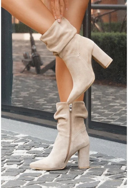 EM | Stiefel mit Blockabsatz aus Wildleder