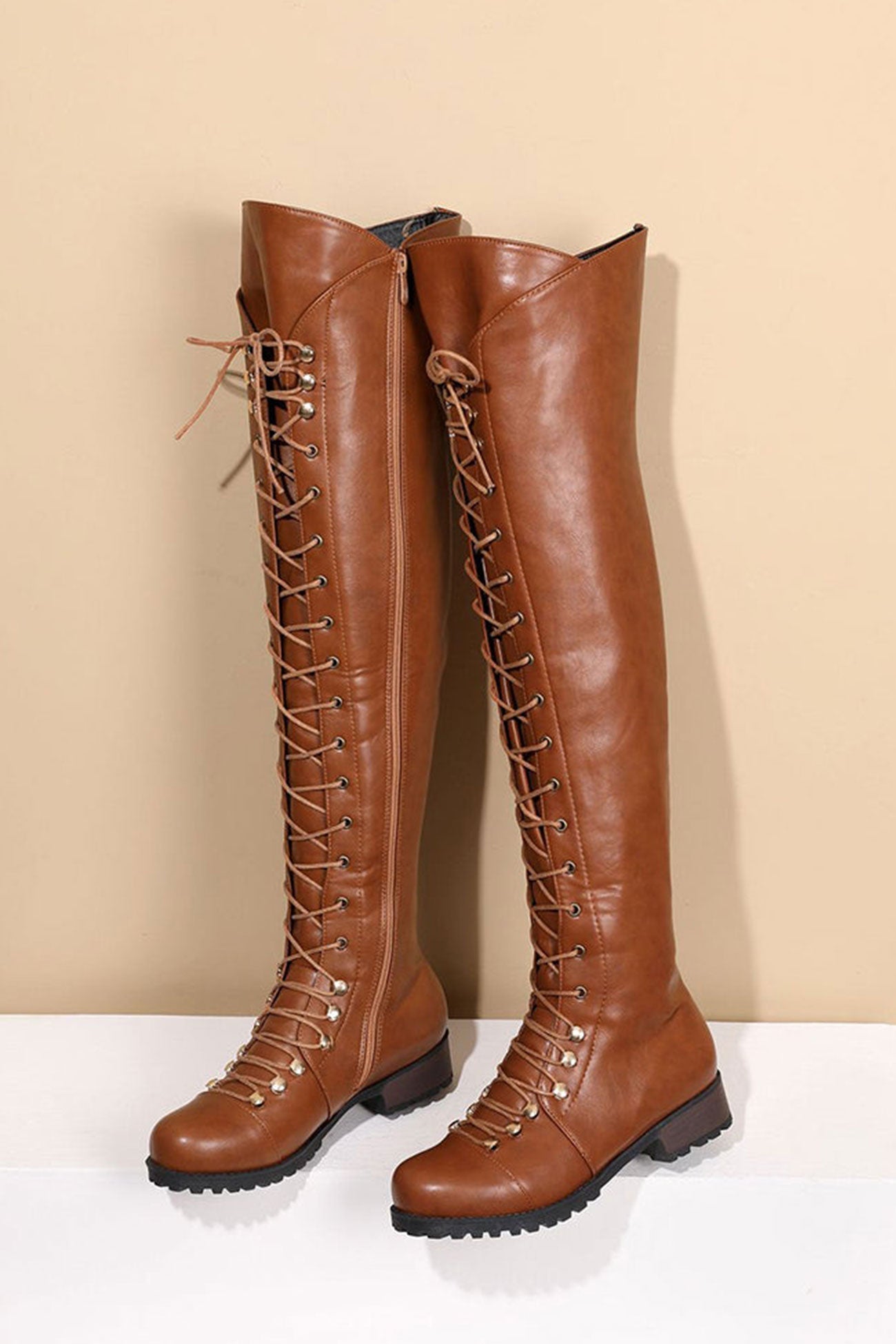 EM | Over-the-Knee-Stiefel mit Schnürung