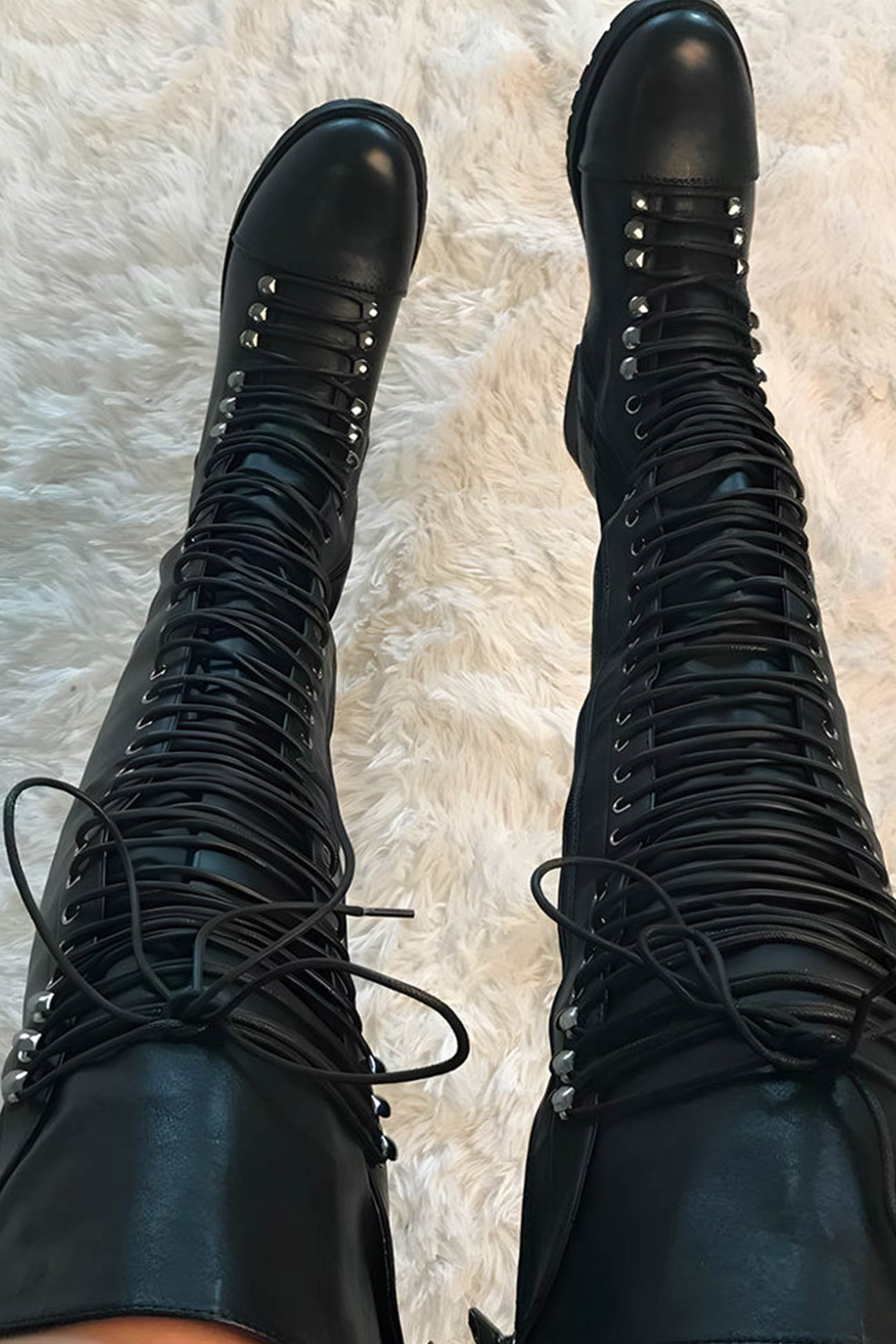 EM | Over-the-Knee-Stiefel mit Schnürung