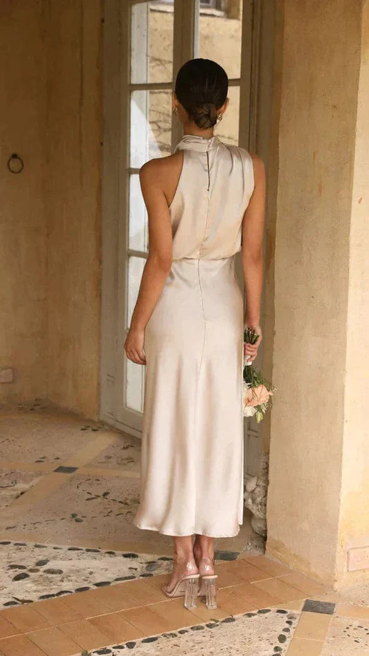 MW | Glänzendes langes Kleid