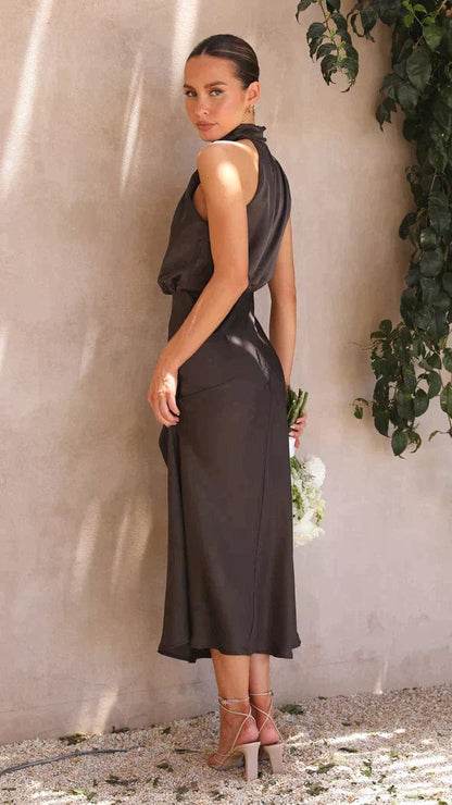 MW | Glänzendes langes Kleid