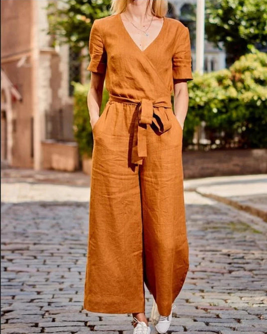 EM | Kurzärmeliger Jumpsuit mit Gürtel