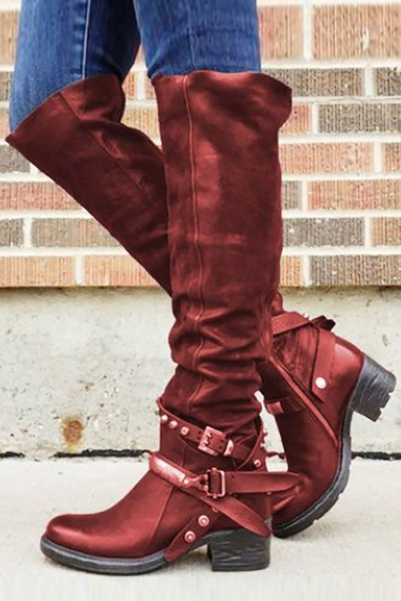 EM | Knöchelhohe Stiefel mit Schnalle
