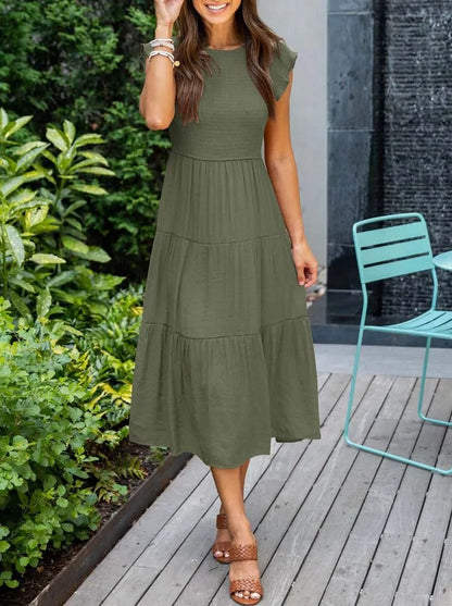 MW | Fließendes gestuftes Midikleid