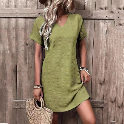 MW | Nikki Minikleid mit schmalem V-Ausschnitt