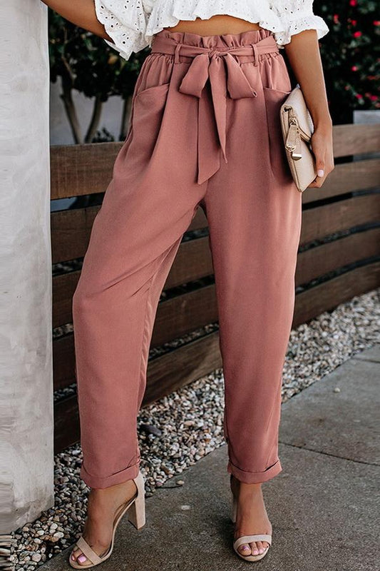 EM | Schlanke und luftige Hose
