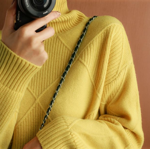 EM | Eleganter Turtle-neck pullover aus Kaschmir