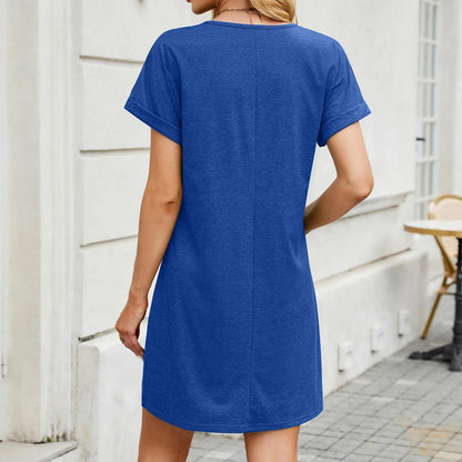 EM | Elegantes plissiertes Sommer-Minikleid mit V-Ausschnitt