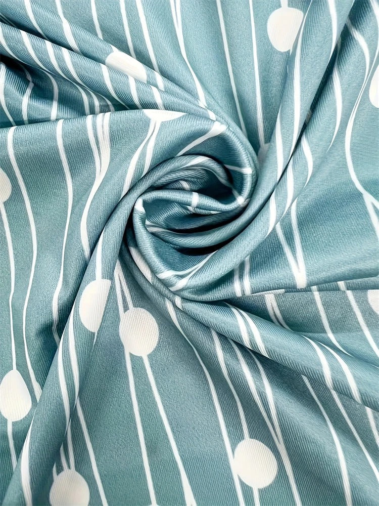 EM | Kurzärmeliges Midikleid mit böhmischem Print