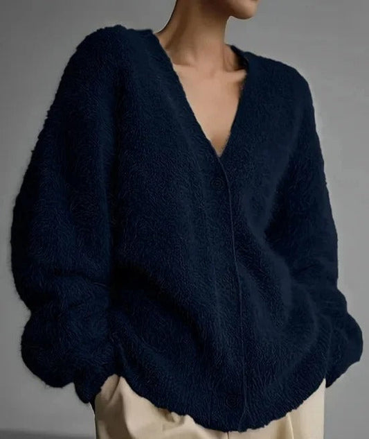 EM | Flauschige schulterfreie Strickjacke