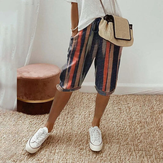 EM | Bermudashorts mit Blumendruck und Kordelzug