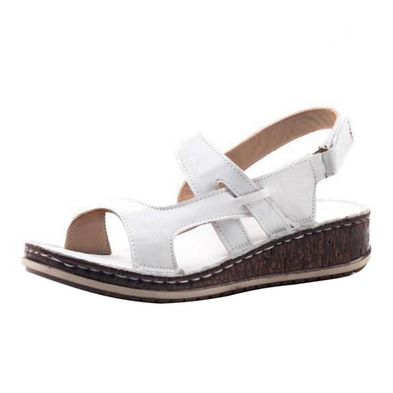 EM | Bequeme Keilsandalen mit verstellbaren Riemen