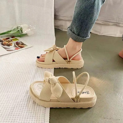 EM | Stylische Sandalen